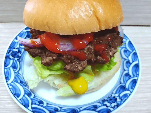 【ローソン】Lチキバンズで作るハンバーガーのレシピをご紹介!!食べ応え抜群