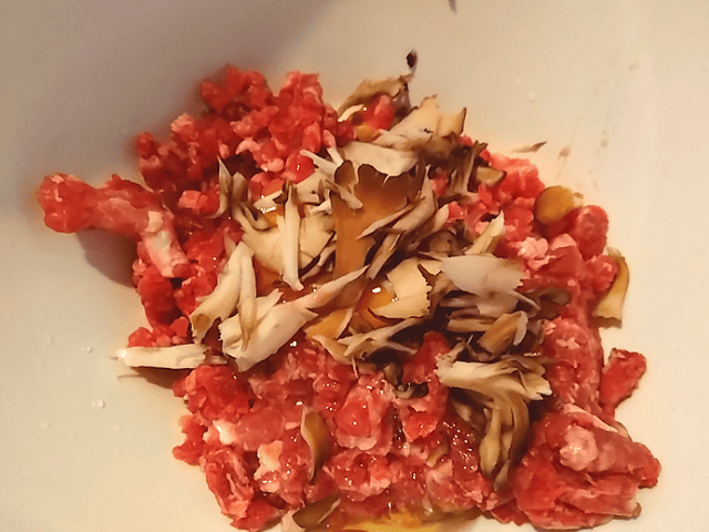 合いびき肉と舞茸とタマゴの画像