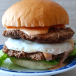 【ローソン】Lチキバンズで月見バーガーを作ってみたら、美味しいのか？