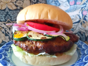 【ローソン】Lチキバンズでバーベキューバーガーを作ったら美味しいのか？