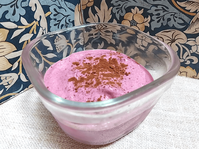 【簡単】カシスのムースのレシピをご紹介!!材料4つで大人が楽しむ簡単デザート