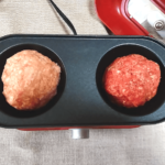 格之進×ライソンのハンバーグ焼き器で牛肉100％ハンバーグと豚肉100％ハンバーグの食べ比べレビュー