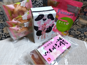 KALDI(カルディ)のさくら味のスイーツ＆紅茶4種をレビュー