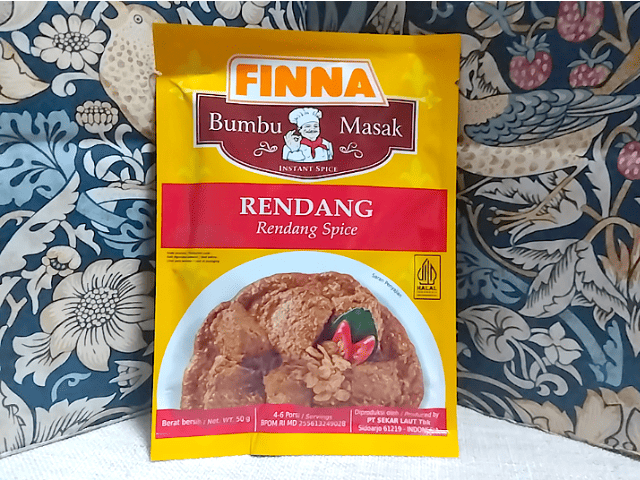 ルンダンの素【業務スーパー(税抜)98円】を使ってインドネシアの伝統料理を作ってみた!!