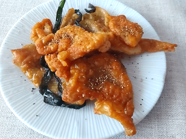 鶏の皮のパリパリの画像