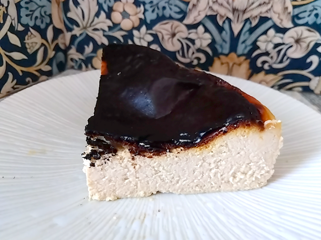 失敗した紅茶のバスクチーズケーキの画像