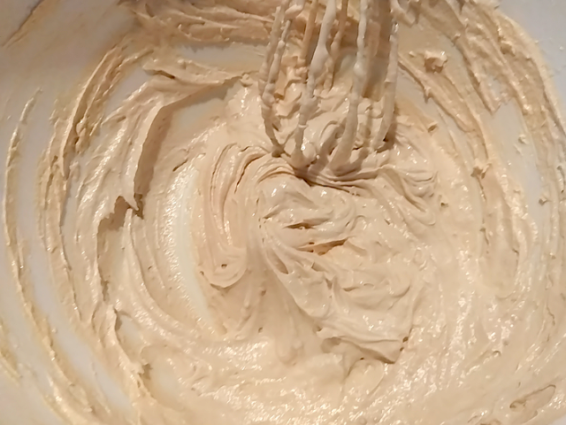 バターをクリーム状にした画像