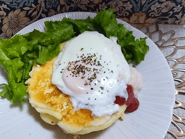 手作りクリームチーズでできたホエーで作るもちもちパンケーキの画像