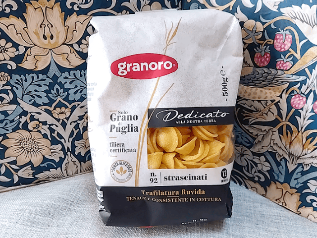 業務スーパーのオレキエッテの画像